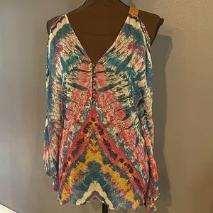 TWELVE STREET BY CYNTHIA VINCENT FLOWING BLOUSE